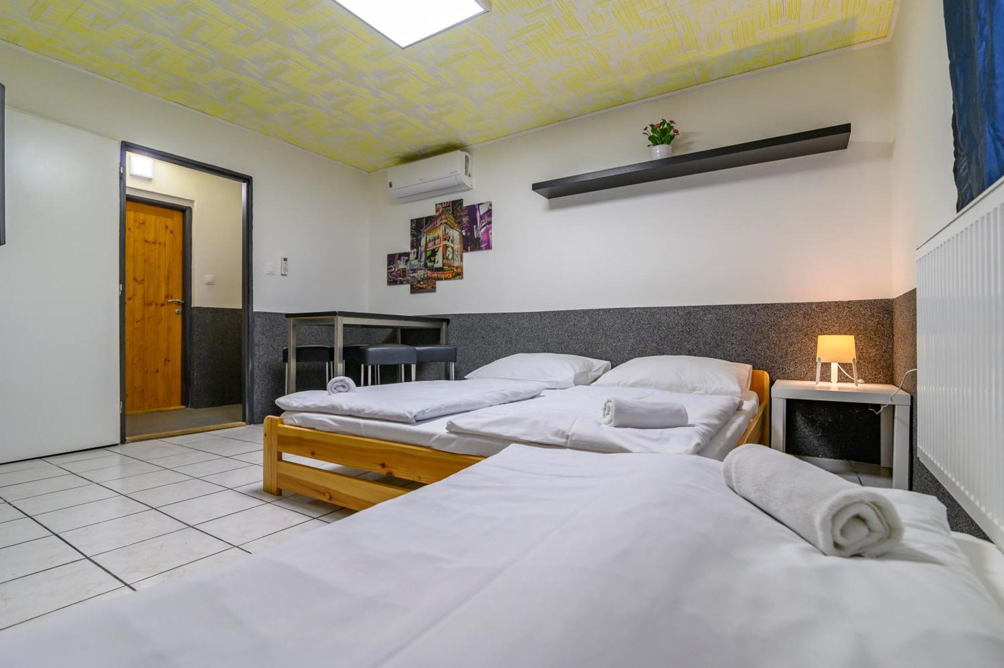 Hostel Seven Prague Exterior photo