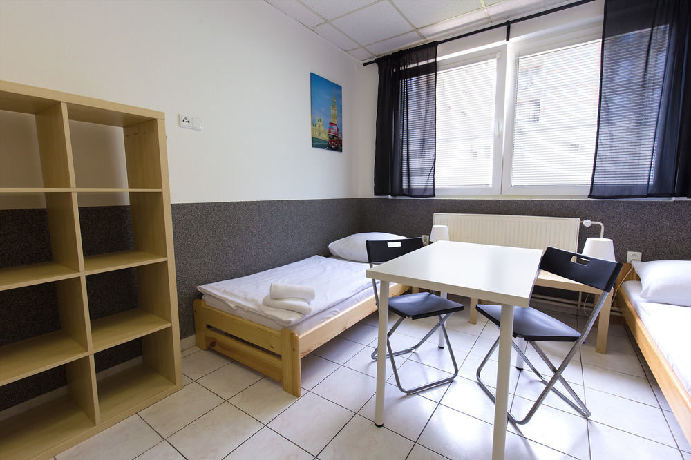 Hostel Seven Prague Exterior photo
