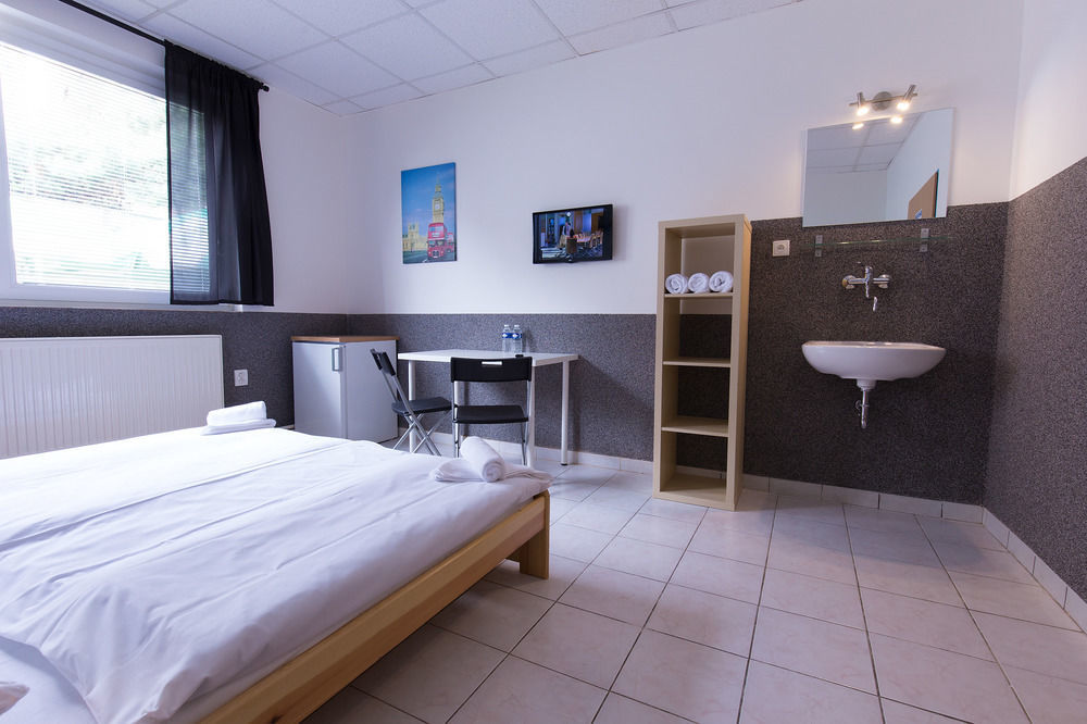 Hostel Seven Prague Exterior photo